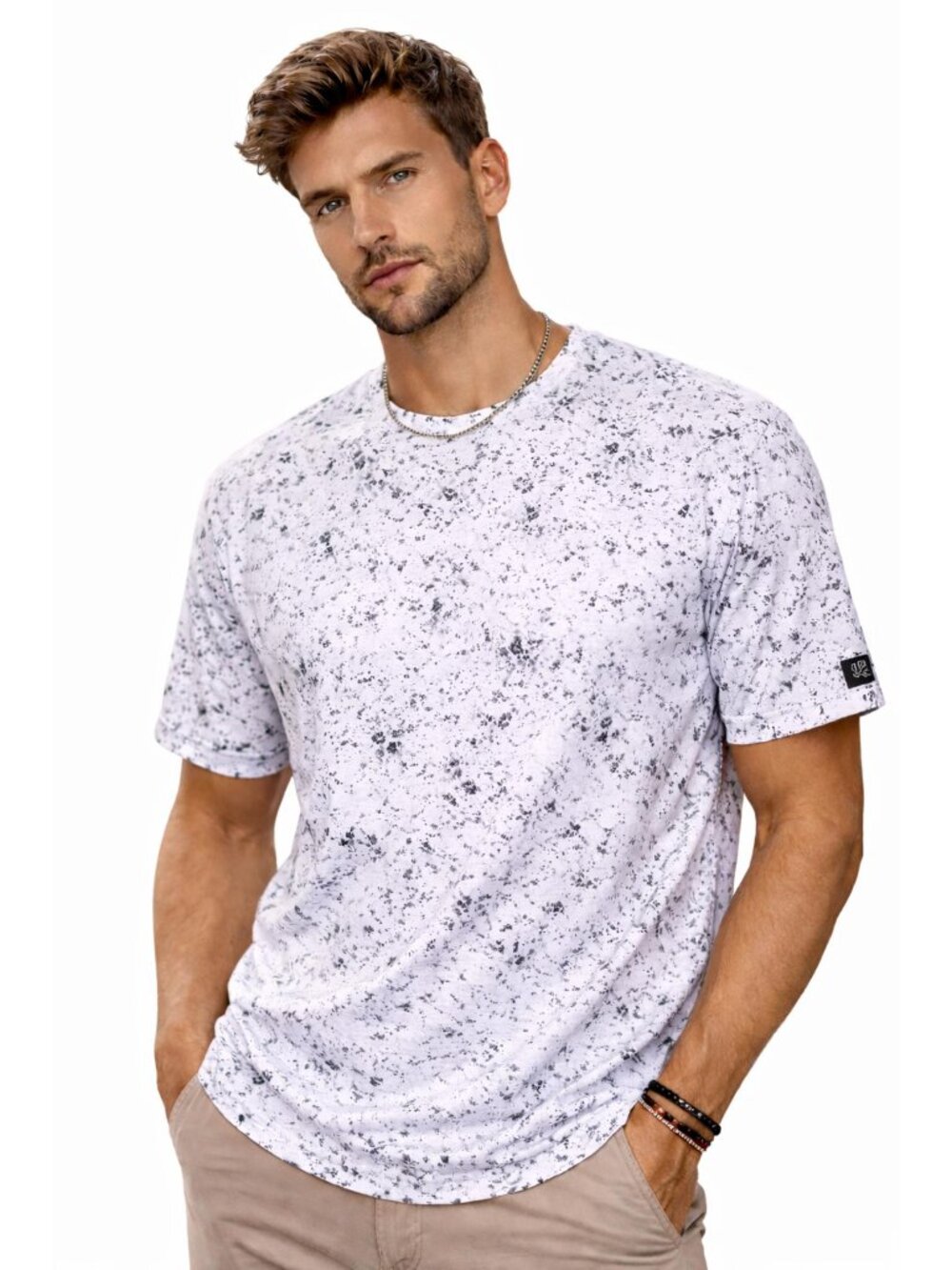 One Point One T Shirt XL White Splatter Paint Streetwear Short Sleeve